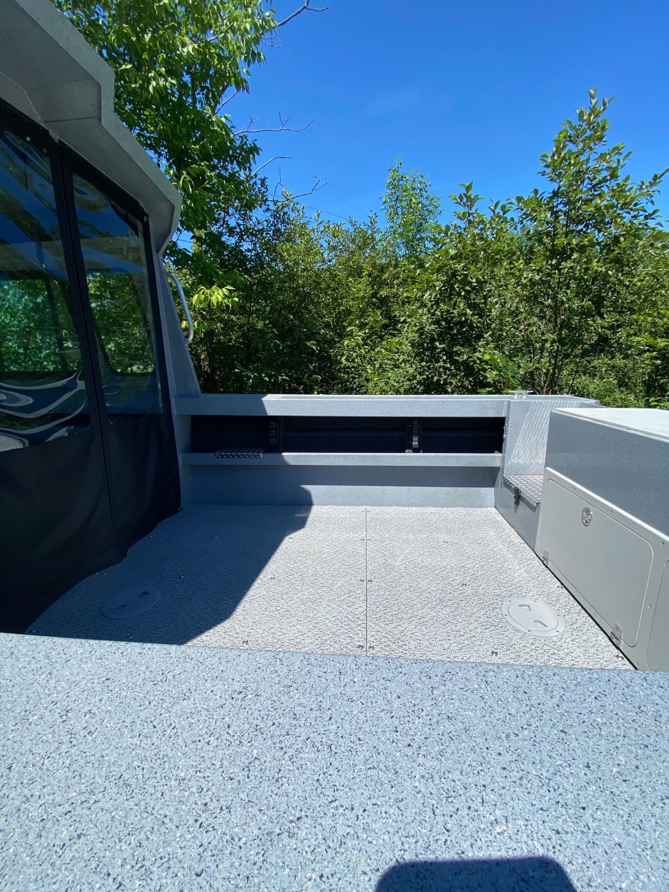 2025 Allied 21 HT Mustang (3 Piece Rollup Curtain)