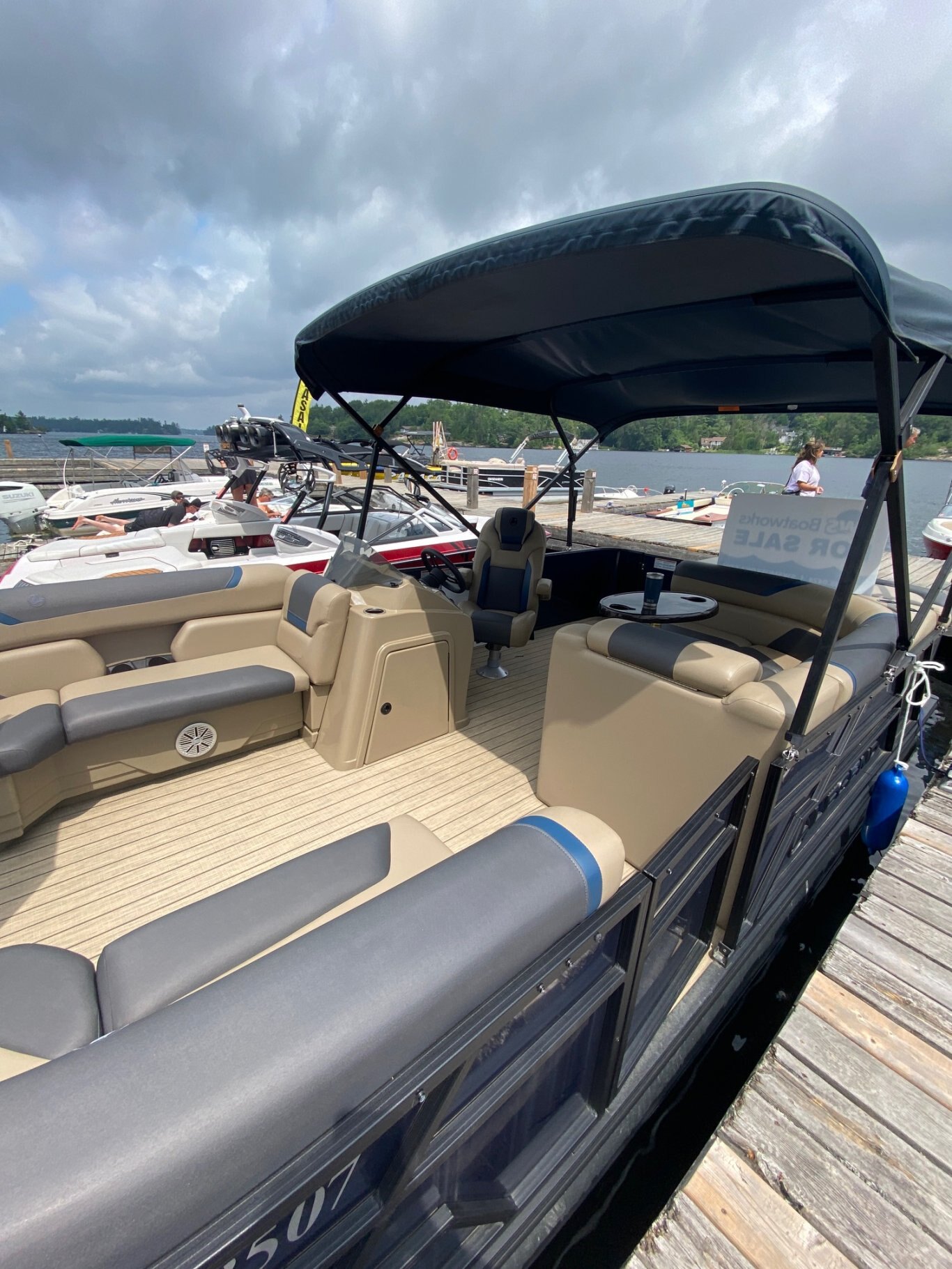 2023 Legend E Series 21 Cruise (Blue)