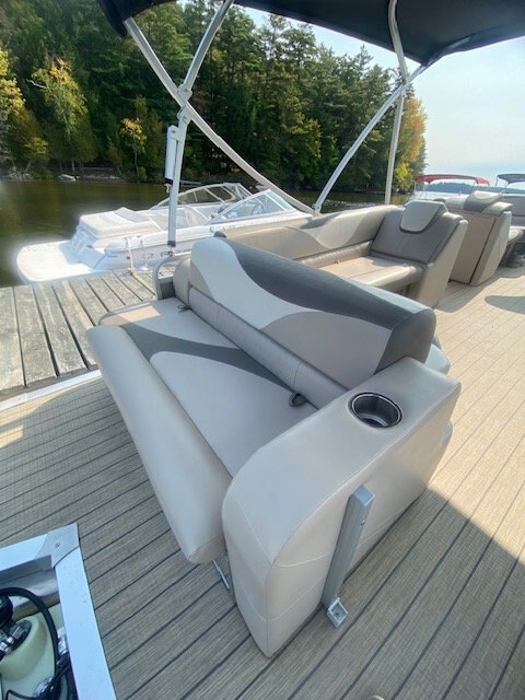 2022 Legend Q Series Cottage 21 (Black)