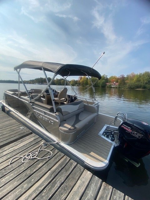 2022 Legend Q Series Cottage 21 (Black)