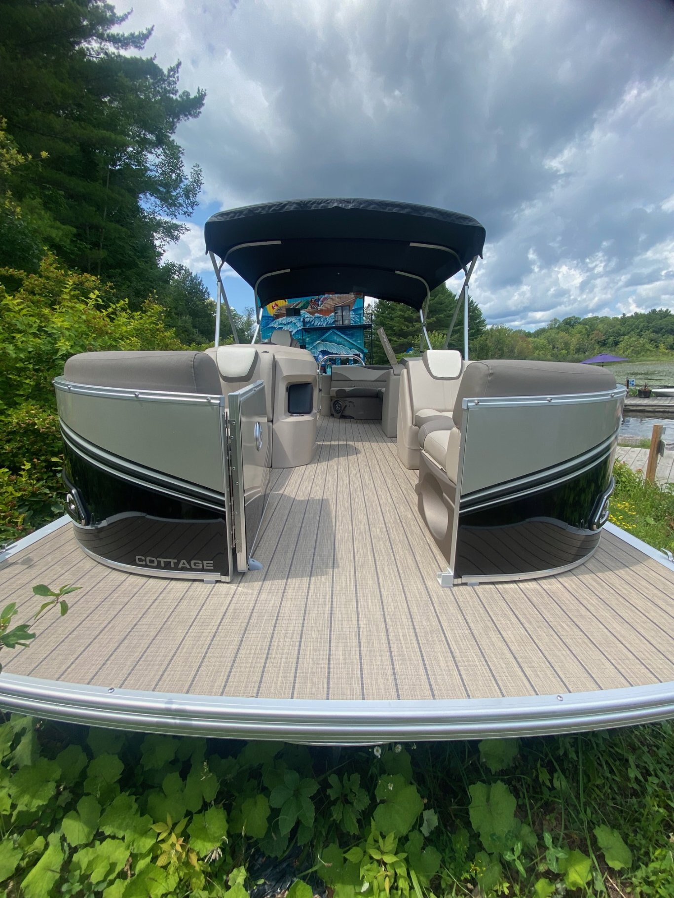 2023 Legend Q Series Cottage Sport Pro (Black Edition)