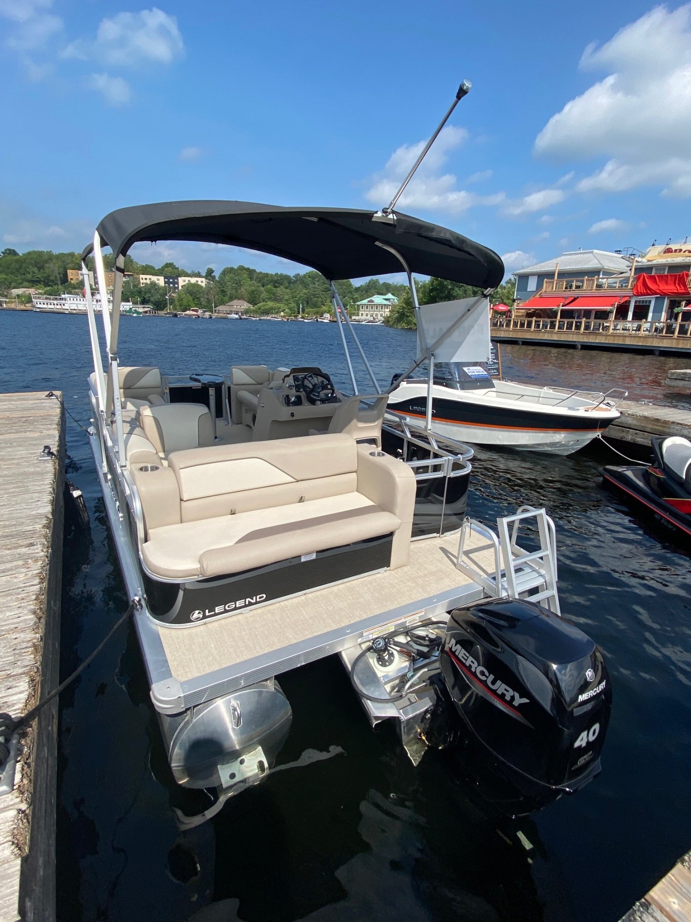 2024 Legend Q Series LE 17 Cottage