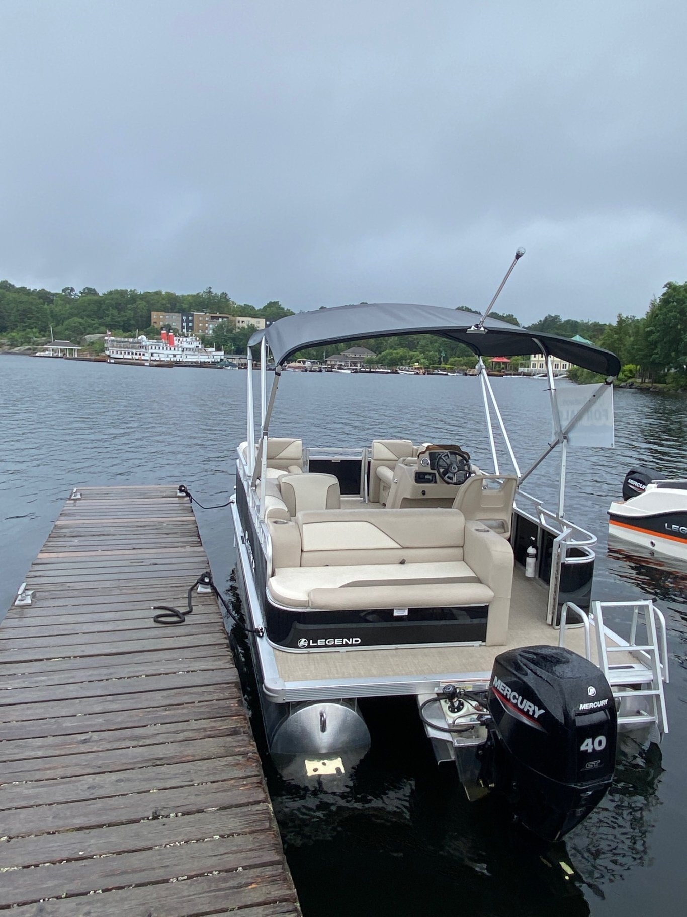 2024 Legend Q Series LE 17 Cottage