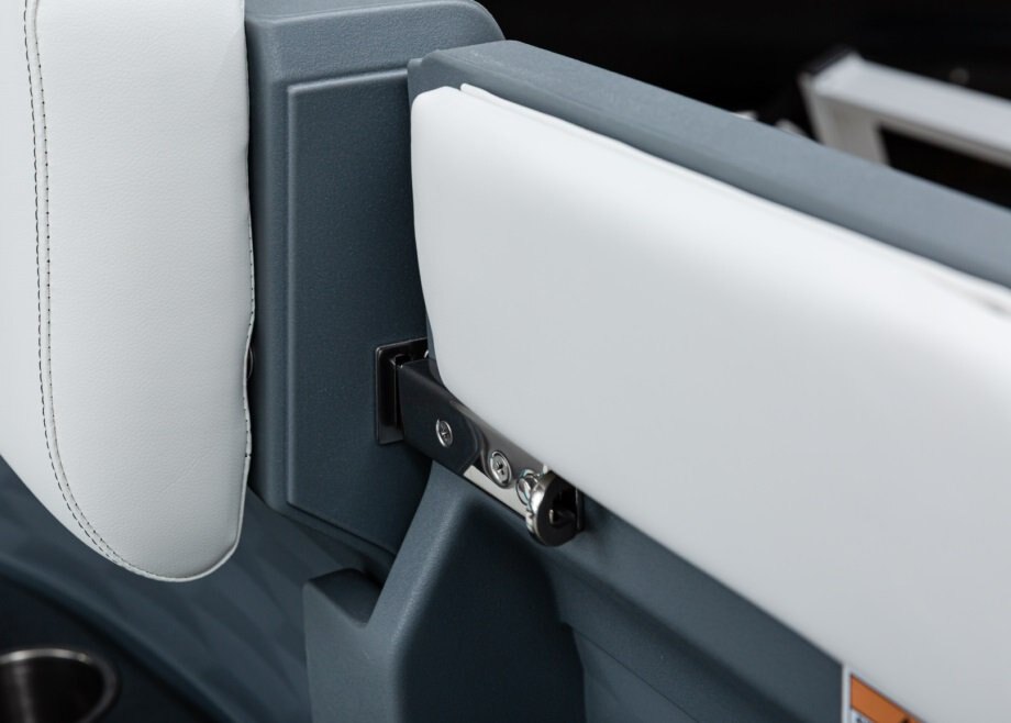 2026 Legend 19 halo360 Glacier