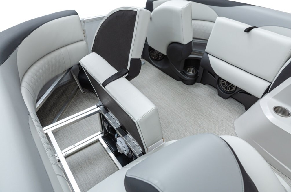 2026 Legend Q 21 RSS 3 Tube Packages white