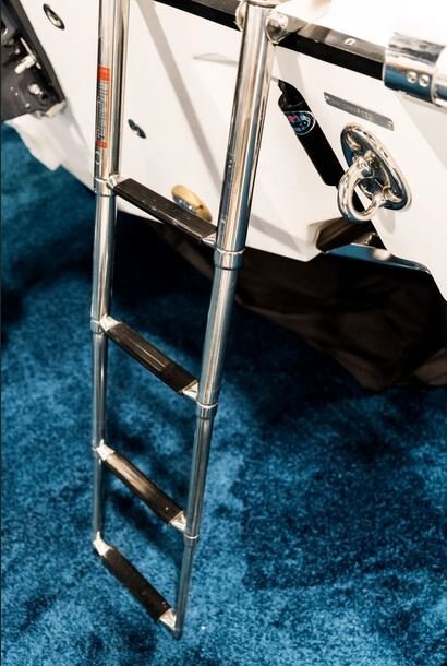 2026 EdgeWater 248CX Crossover Series