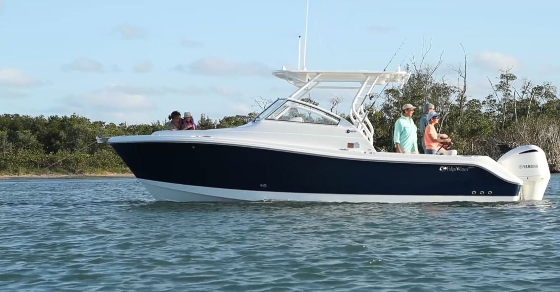 2026 EdgeWater 280CX Crossover Series