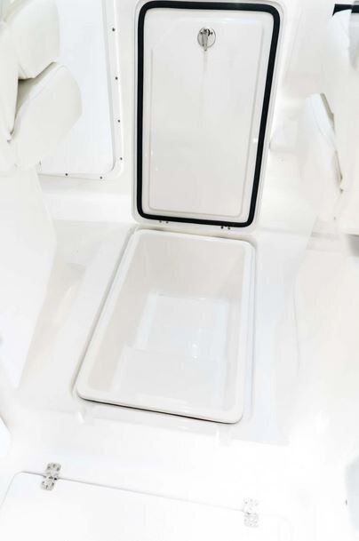 2026 EdgeWater 280CX Crossover Series