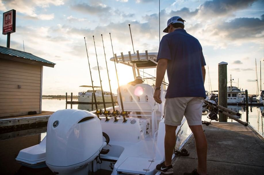 2026 EdgeWater 230CC Center Console Series