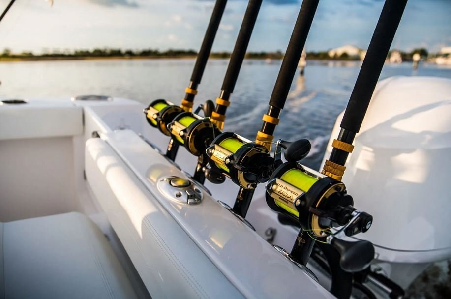 2026 EdgeWater 230CC Center Console Series