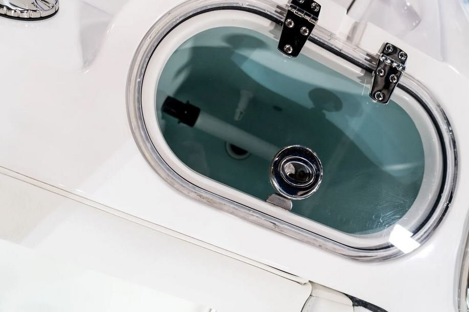 2026 EdgeWater 230CC Center Console Series