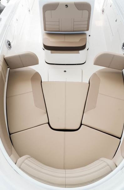 2026 EdgeWater 325CC Center Console Series