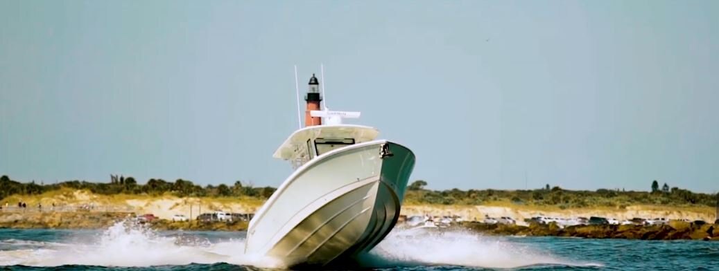 2026 EdgeWater 340CC Center Console Series