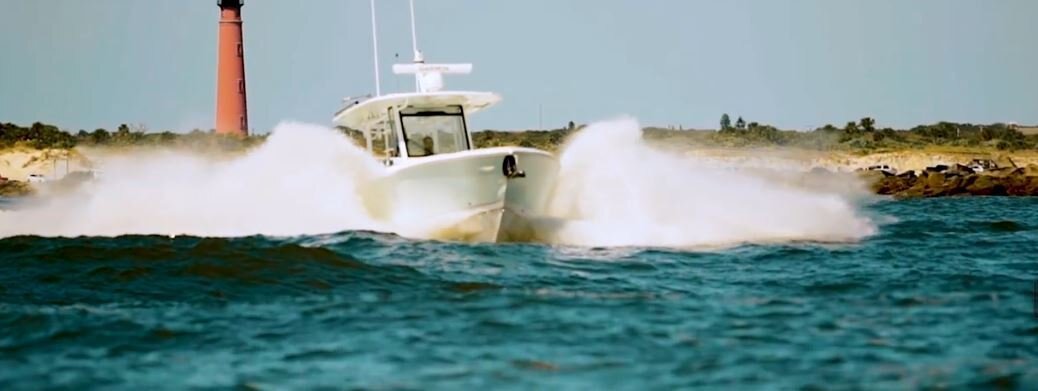 2026 EdgeWater 340CC Center Console Series