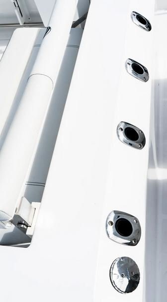 2026 EdgeWater 340CC Center Console Series