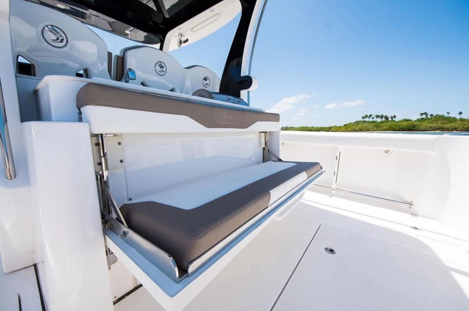 2026 EdgeWater 370CC Center Console Series