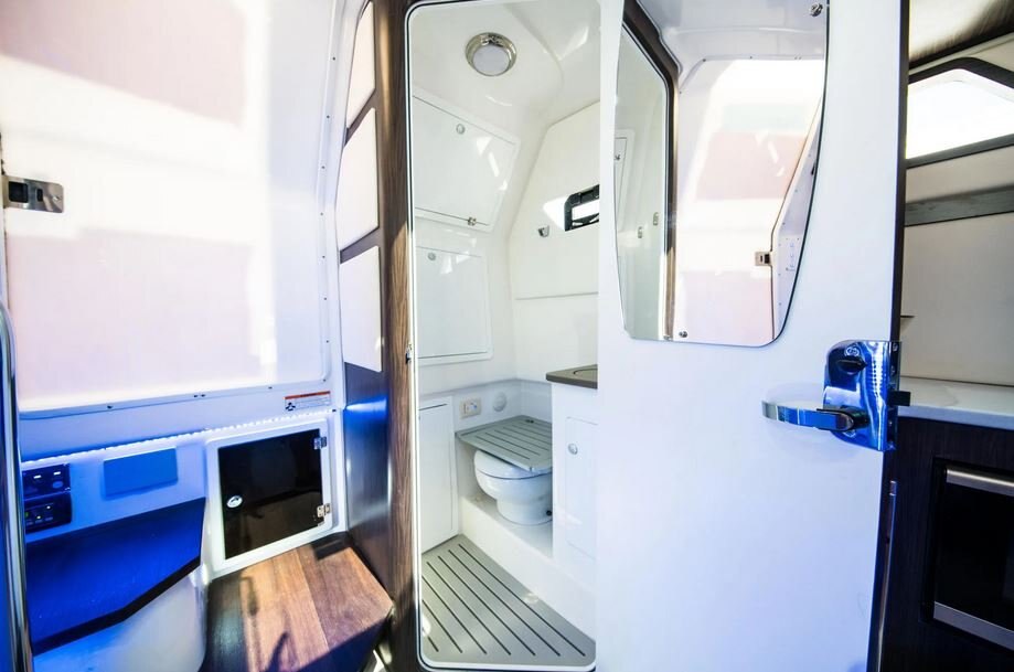 2026 EdgeWater 370CC Center Console Series