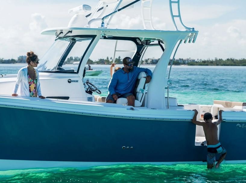 2026 EdgeWater 370CC Center Console Series