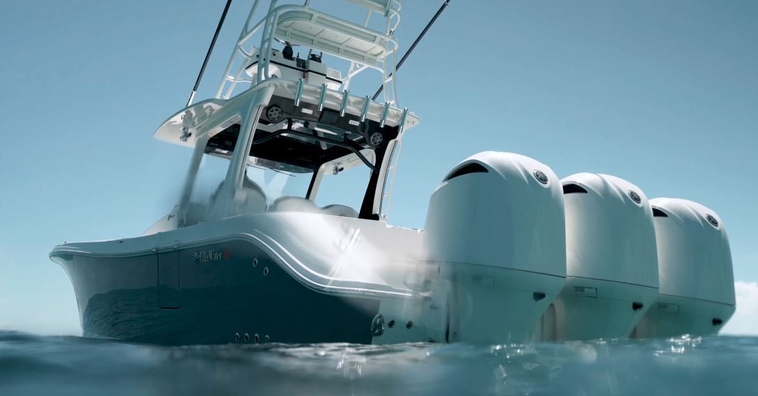 2026 EdgeWater 370CC Center Console Series