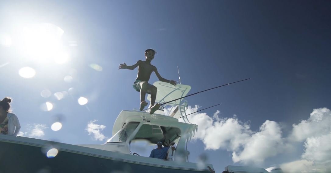 2026 EdgeWater 370CC Center Console Series