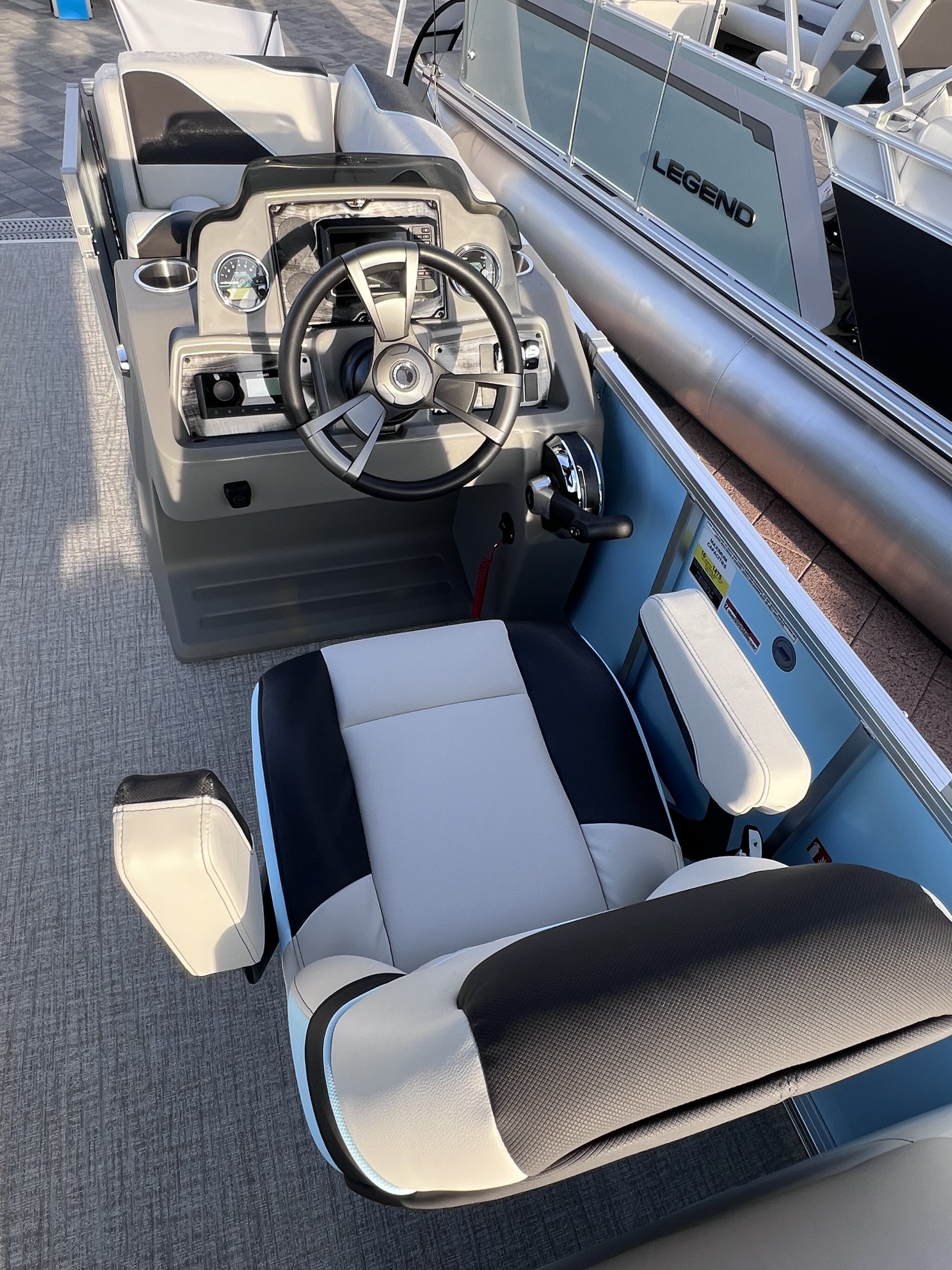 2027 Legend LX 21 QL