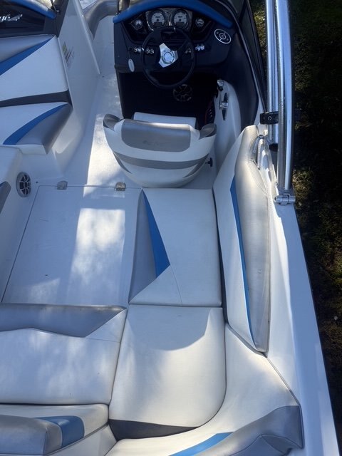 2012 Tige R20