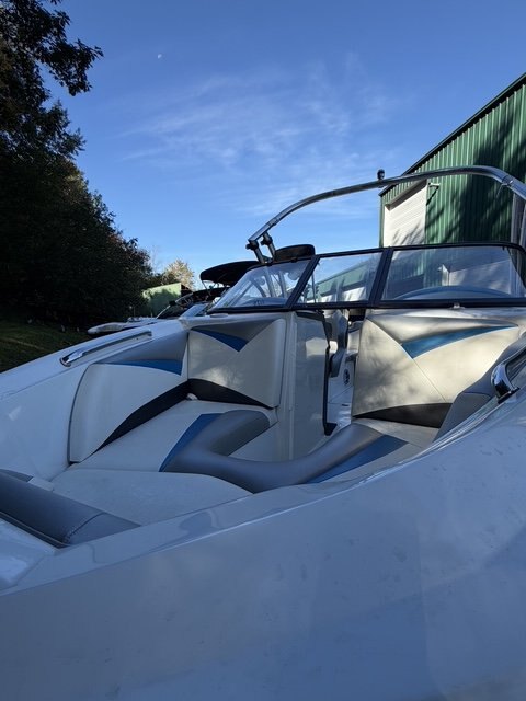 2012 Tige R20