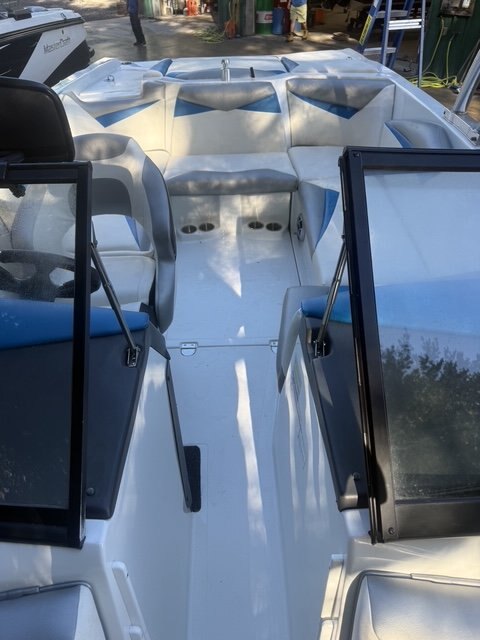 2012 Tige R20