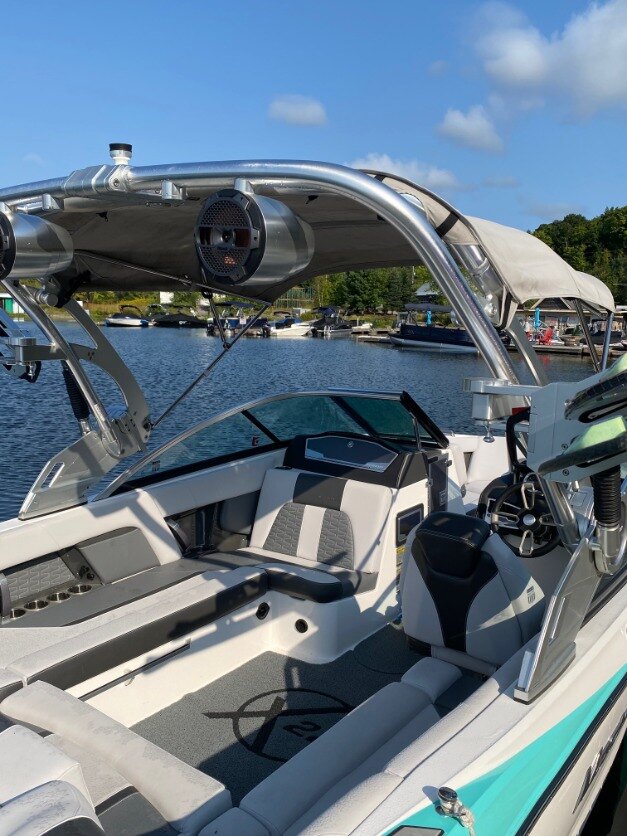 2019 MasterCraft X22 – Premium Wakeboard & Surf Boat (with Custom Trailer)