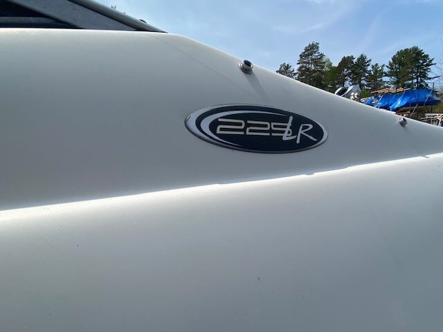 2012 STINGRAY 225LR