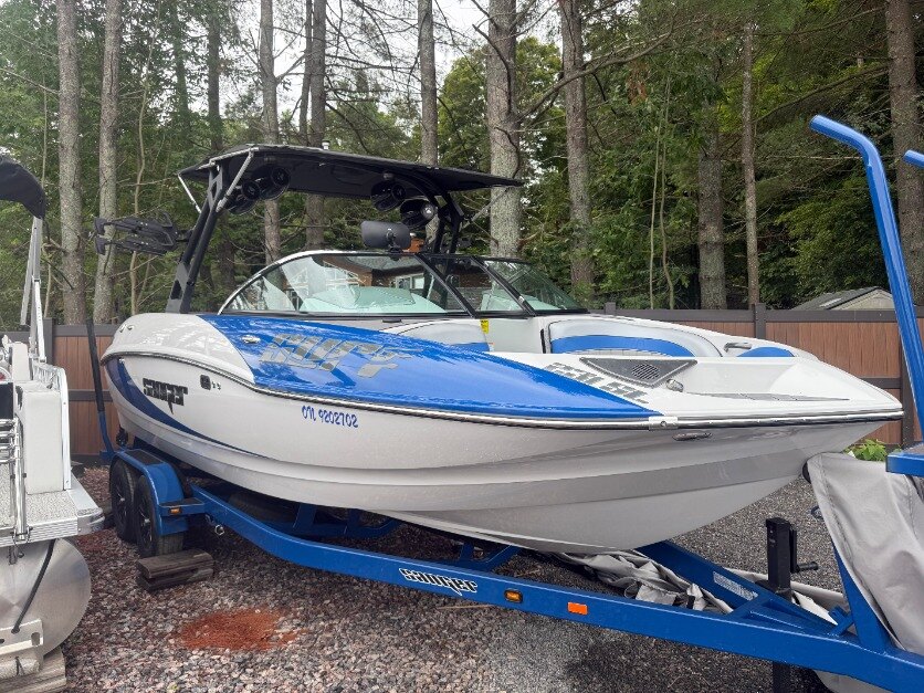 2024 Sanger 231 SLE Wake & Ski Boat with 5 Yrs Warranty