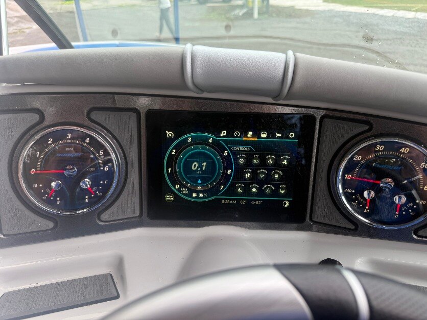 2024 Sanger 231 SLE Wake & Ski Boat with 5 Yrs Warranty