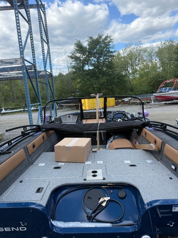 2026 Legend 17 XT (Sapphire Blue)