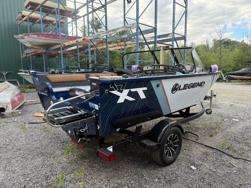 2026 Legend 17 XT (Sapphire Blue)