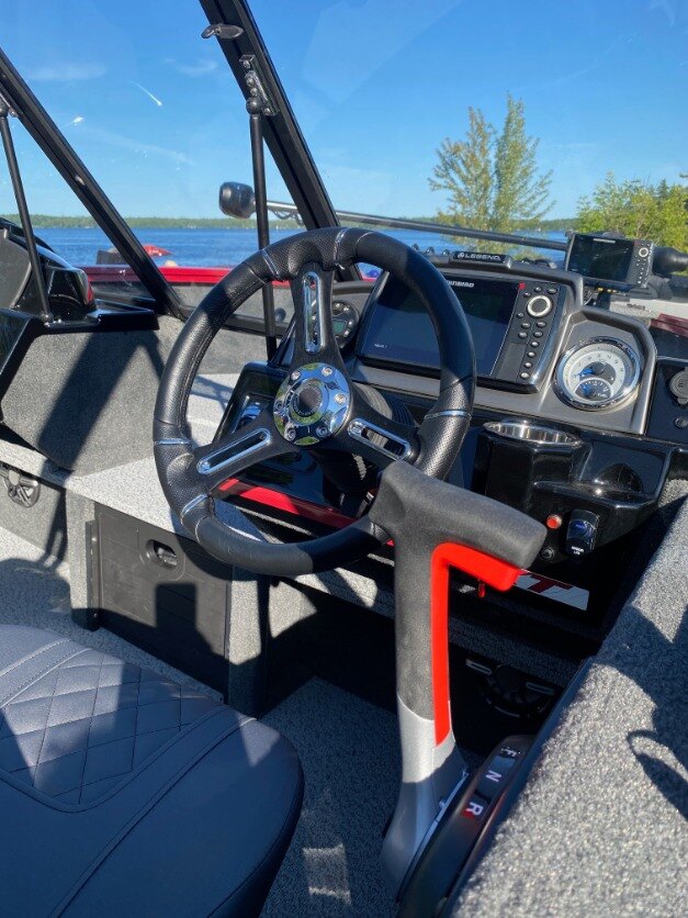 2026 Legend 18 XT Chilli Pepper Red