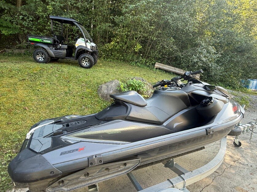 2022 Sea Doo RXP X 300