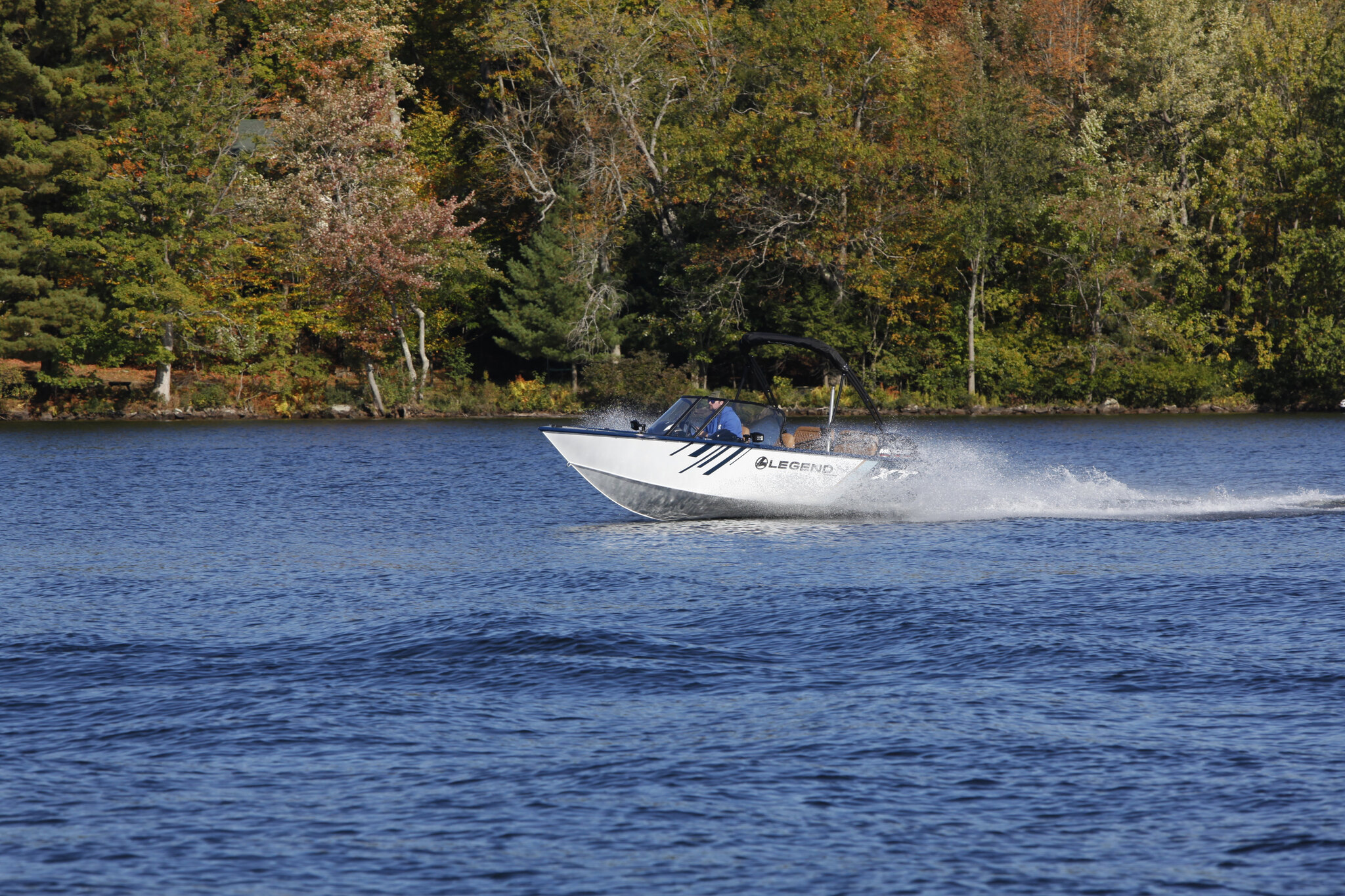 2026 Legend 17 XT (Sapphire Blue)