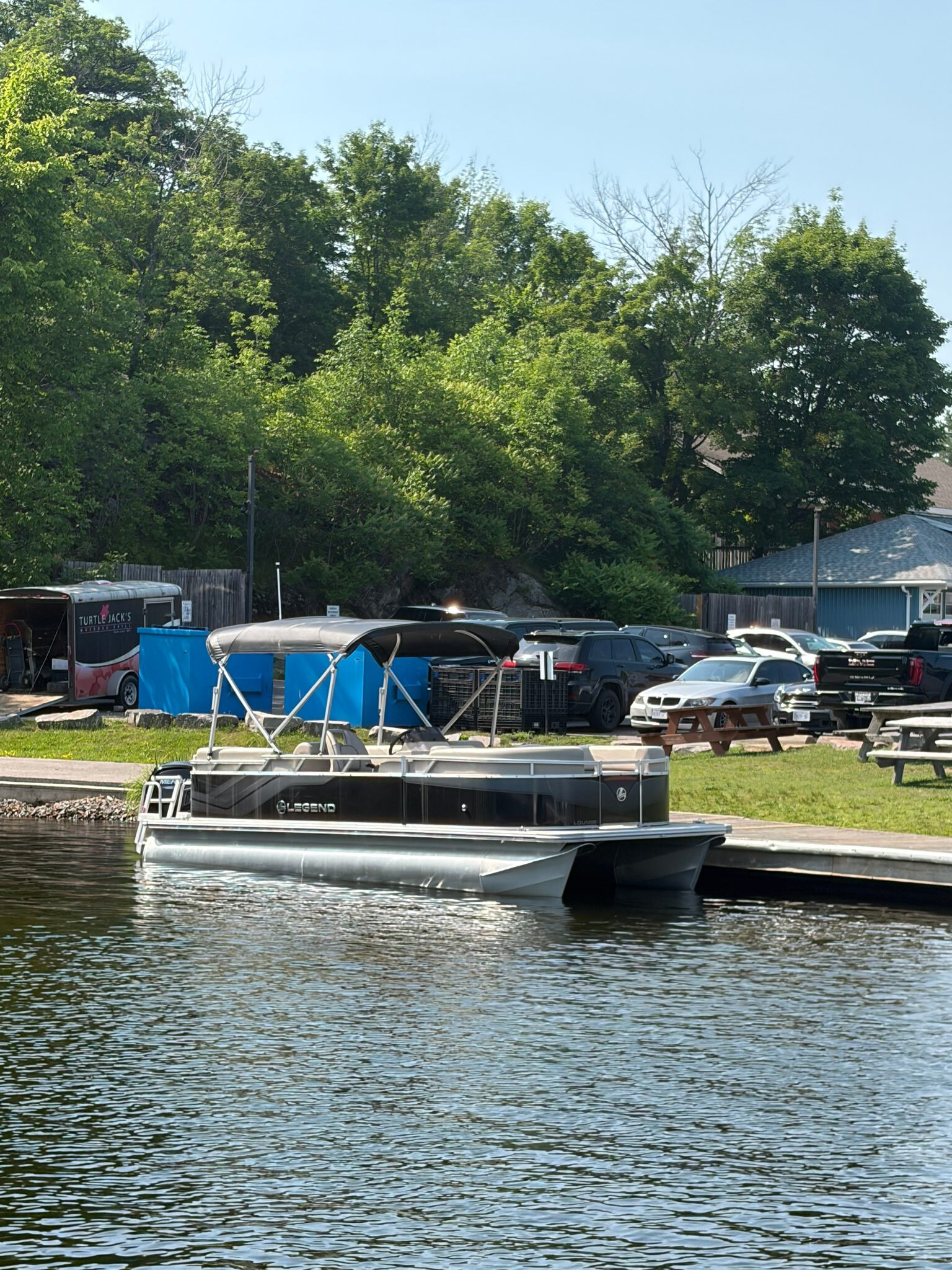 2023 Legend Boats Q Series LE 21 Lounge
