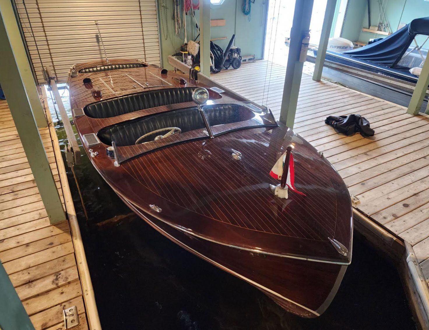 1954 Duke Classic Muskoka Boat – 21 ft