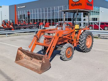 1983 Kubota L185