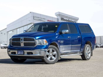 2026 Ram 1500 Express 4x4 Crew Cab 5'7 Box