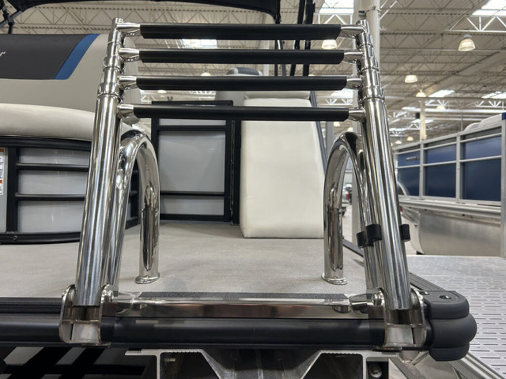 2023 Sun Chaser Geneva 22 SB