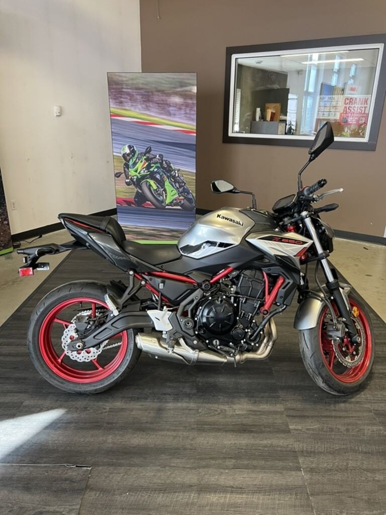 2023 Kawasaki Z650 | Stimulate Your Senses
