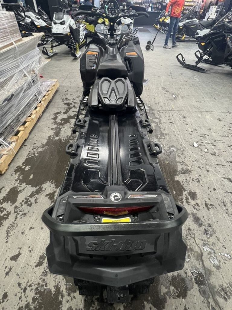 2023 Ski Doo Summit X Rotax 850 E TEC Turbo R | Experience Dynamic Power | $150 BW