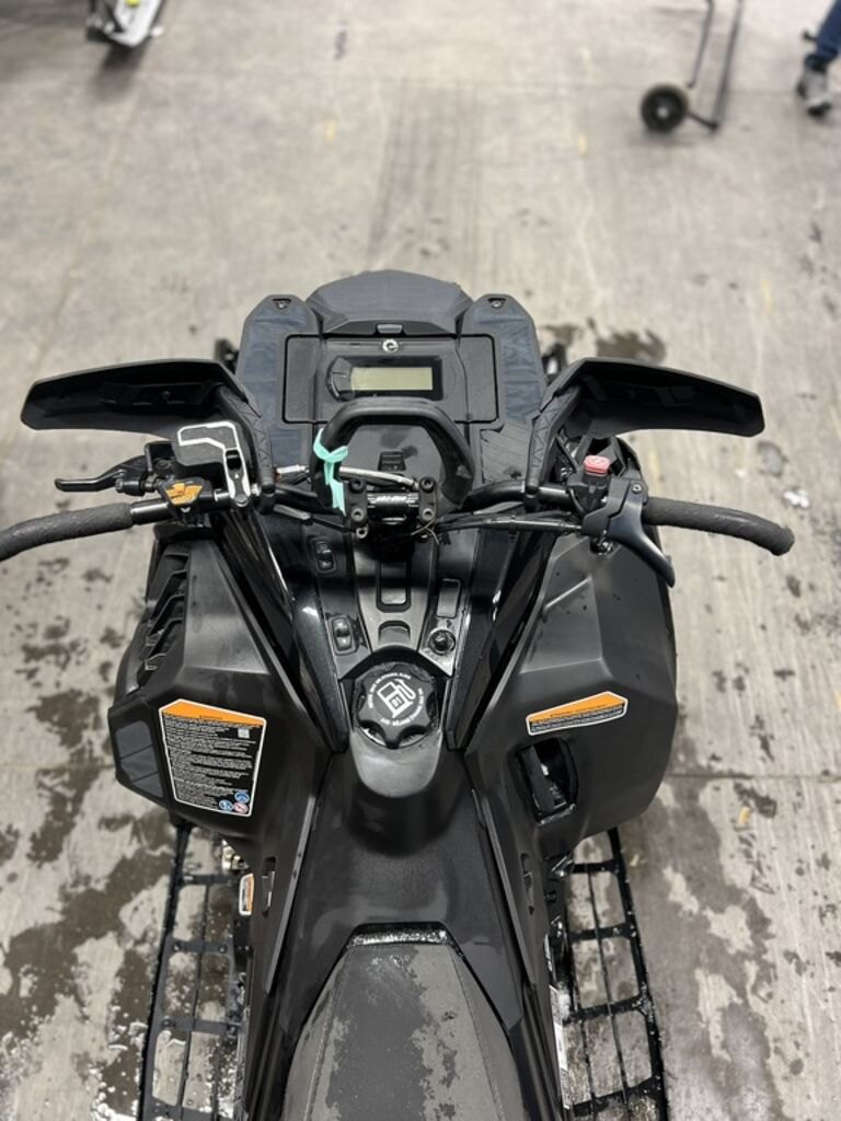 2023 Ski Doo Summit X Rotax 850 E TEC Turbo R | Experience Dynamic Power | $150 BW