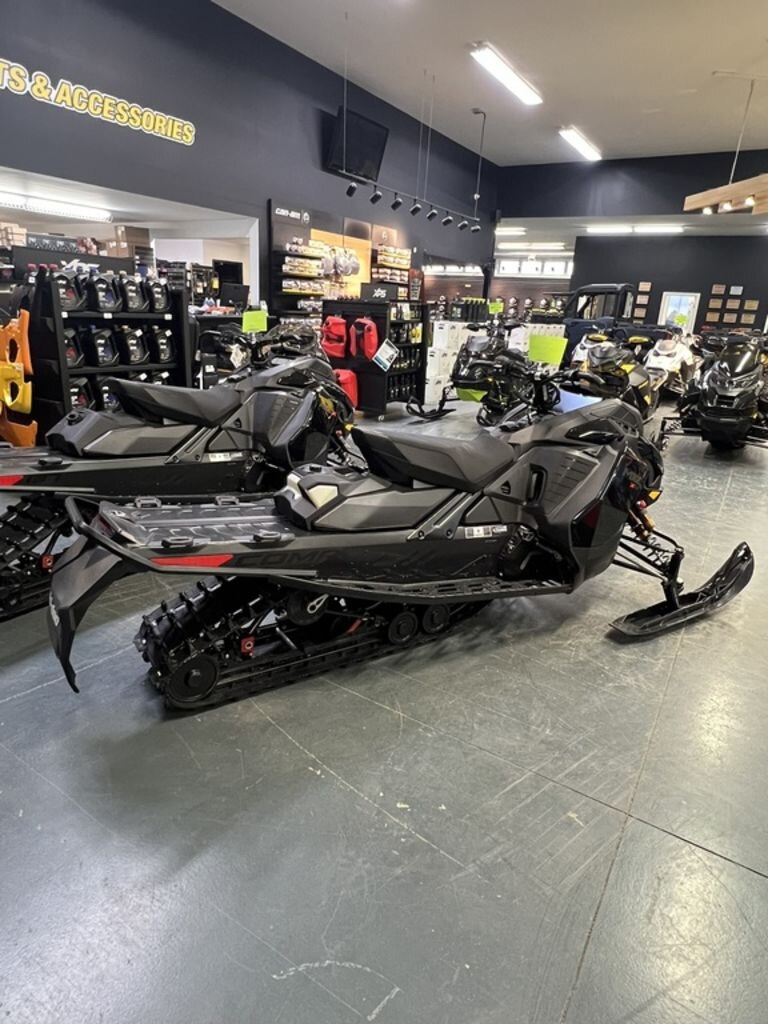 2025 Ski Doo MXZ X RS 850 E TEC Turbo R | 10.25 Touchscreen Display | $143 BW