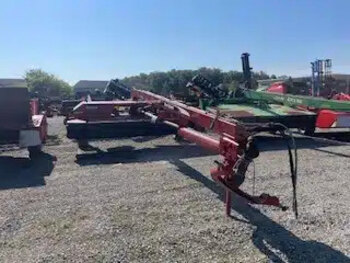 1999 New Holland 575