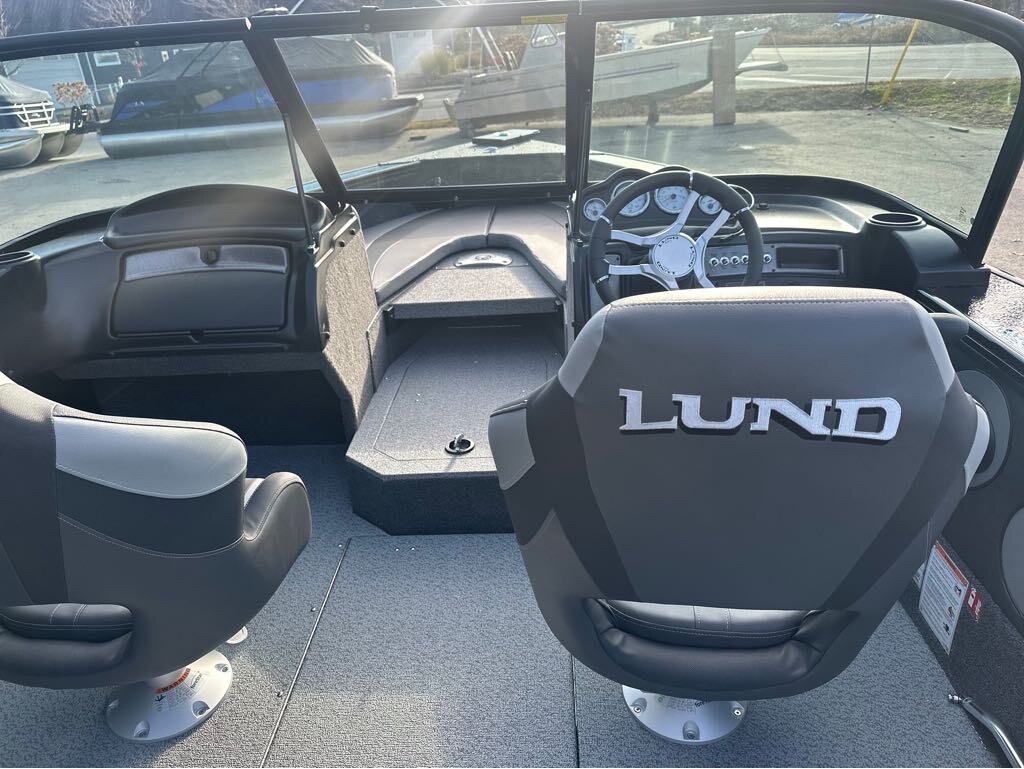 2025 Lund Crossover XS 1875 Mercury 175HP PRO XS