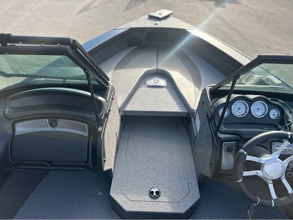 2025 Lund Crossover XS 1875 Mercury 175HP PRO XS