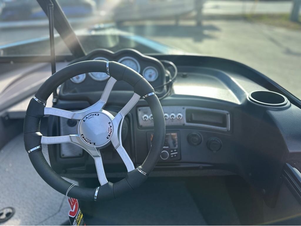 2025 Lund Crossover XS 1875 Mercury 175HP PRO XS